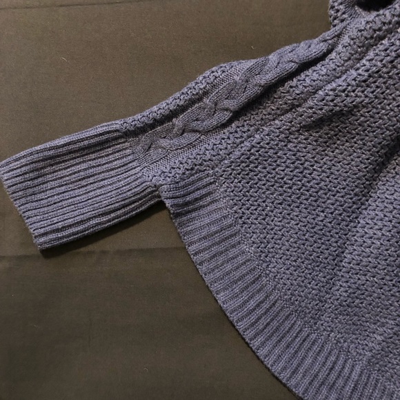 UGG-MARIBETH CABLE KNIT COCOON SWEATER CAPE - Picture 6 of 8